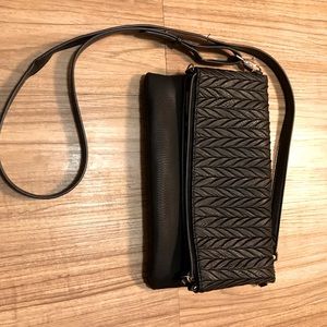 Stella and Dot Crossbody clutch